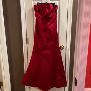 David’s bridal bridesmaid dress